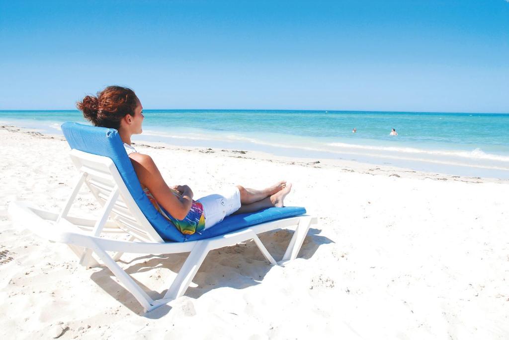 Caribbean World Thalasso Djerba Mezraia Exterior photo